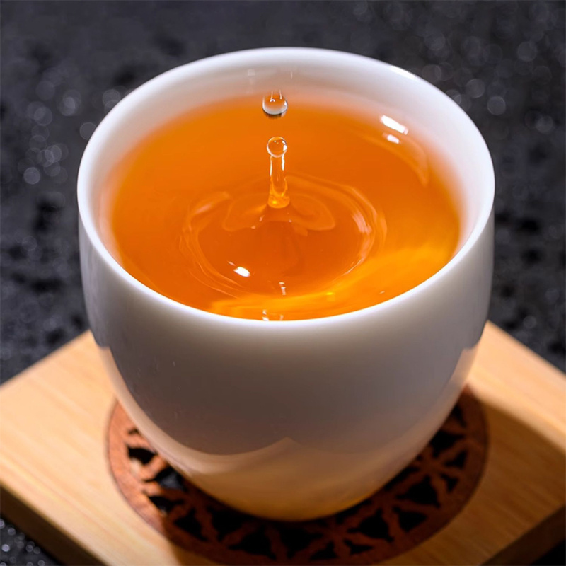 Chinese afternoon black tea 2024 Yunnan wild ancient trees  flowers and fruits fragrant Yunnan black tea powder