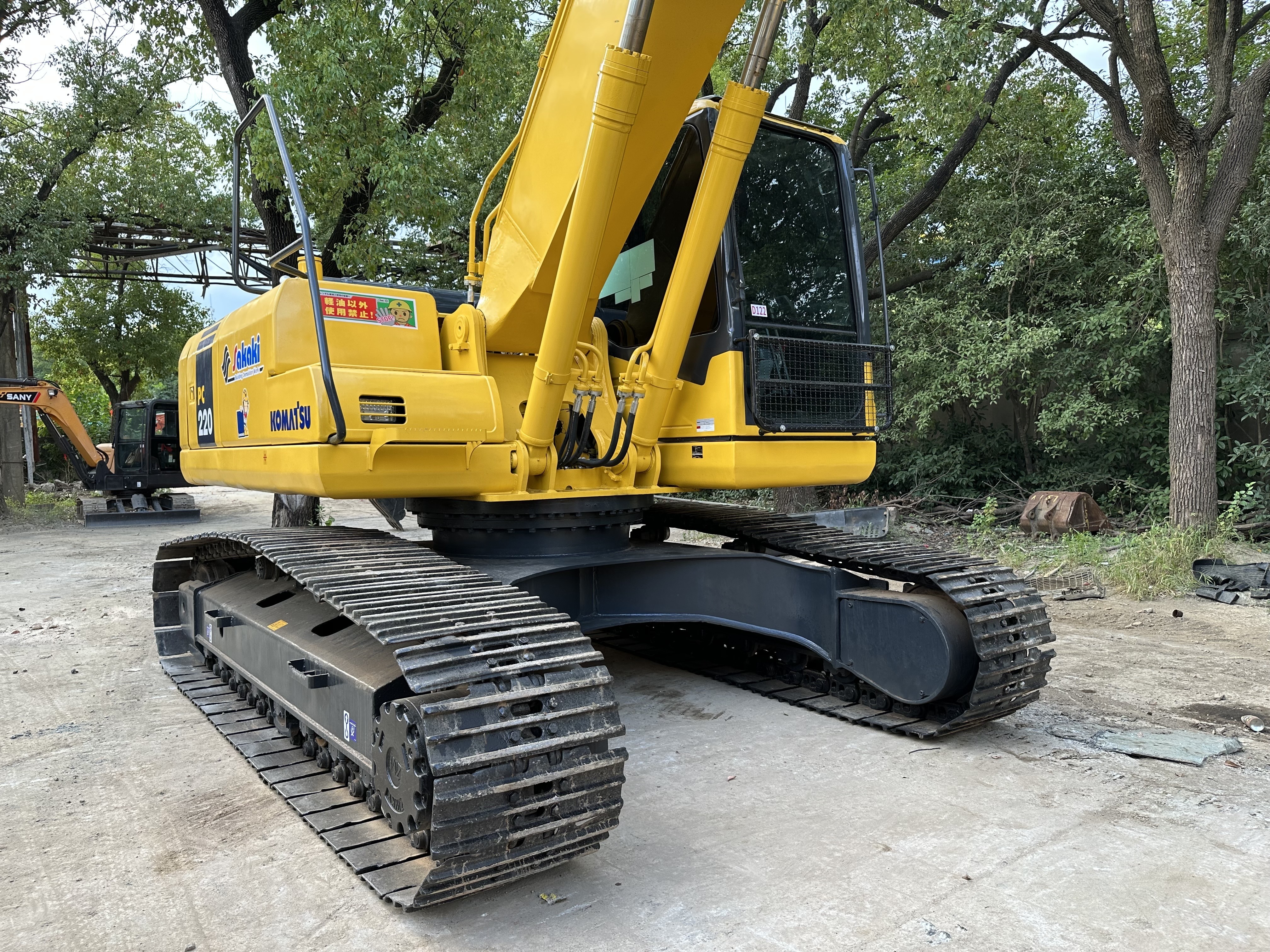 Original Japan used Komatsu crawler excavator Komatsu 220 construction machinery for sale at the lowest price PC220 200