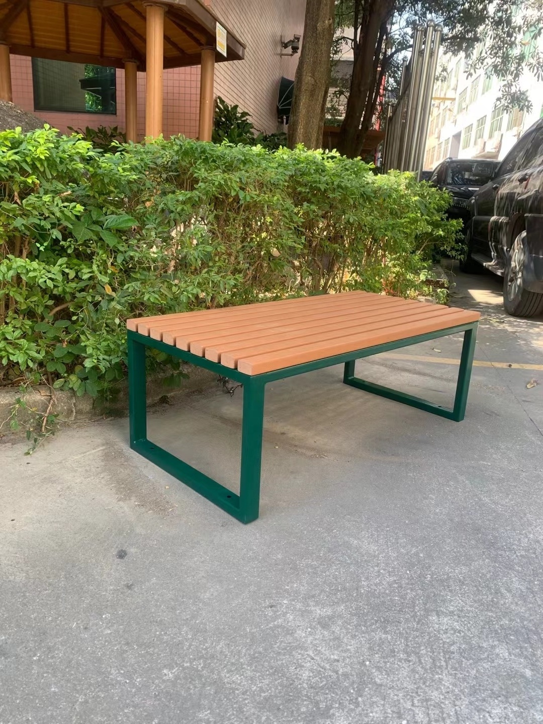 Hot sale Outside Steel Bus Stop 1.5 meter Benches Park Garden Outdoor Public Street Bench manufacturer