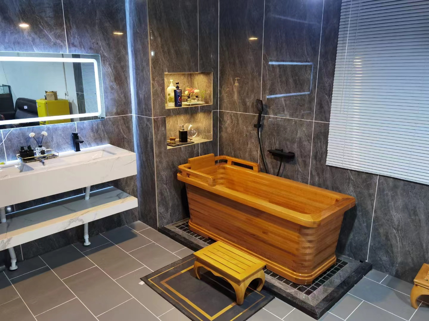 Supplier Wood Freestanding Soaking Bathtubs Wooden Barrel Bath Tub Price