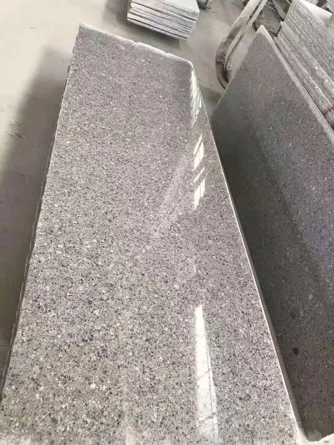 Wholesale Cheap Natural Grey Granite Patio Polished Slabs For Flooring