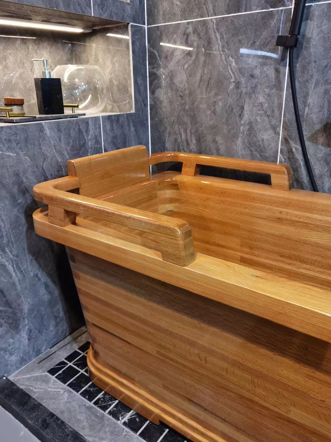 Supplier Wood Freestanding Soaking Bathtubs Wooden Barrel Bath Tub Price