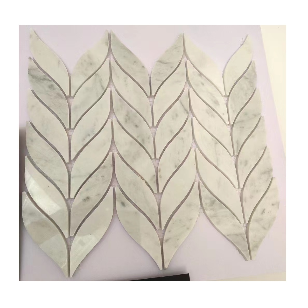 Carrara White Marble Stone Leaf Shaped Mosaic Tile Backsplash For Wall Decoration Bathroom Kitchen