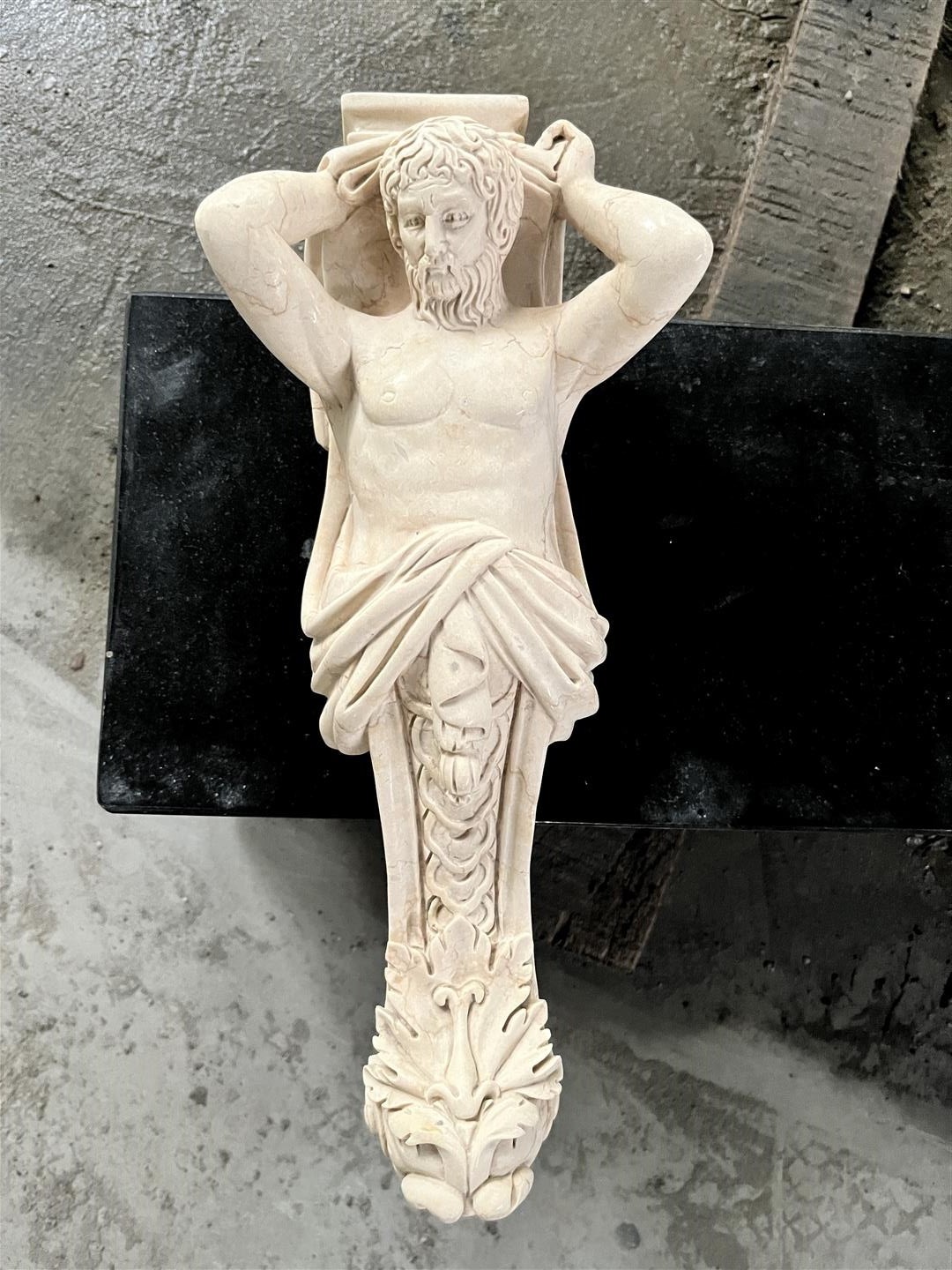 Roman Style Beige Marble Stone Column Carving Statues Designs Corbels For Wall Relief