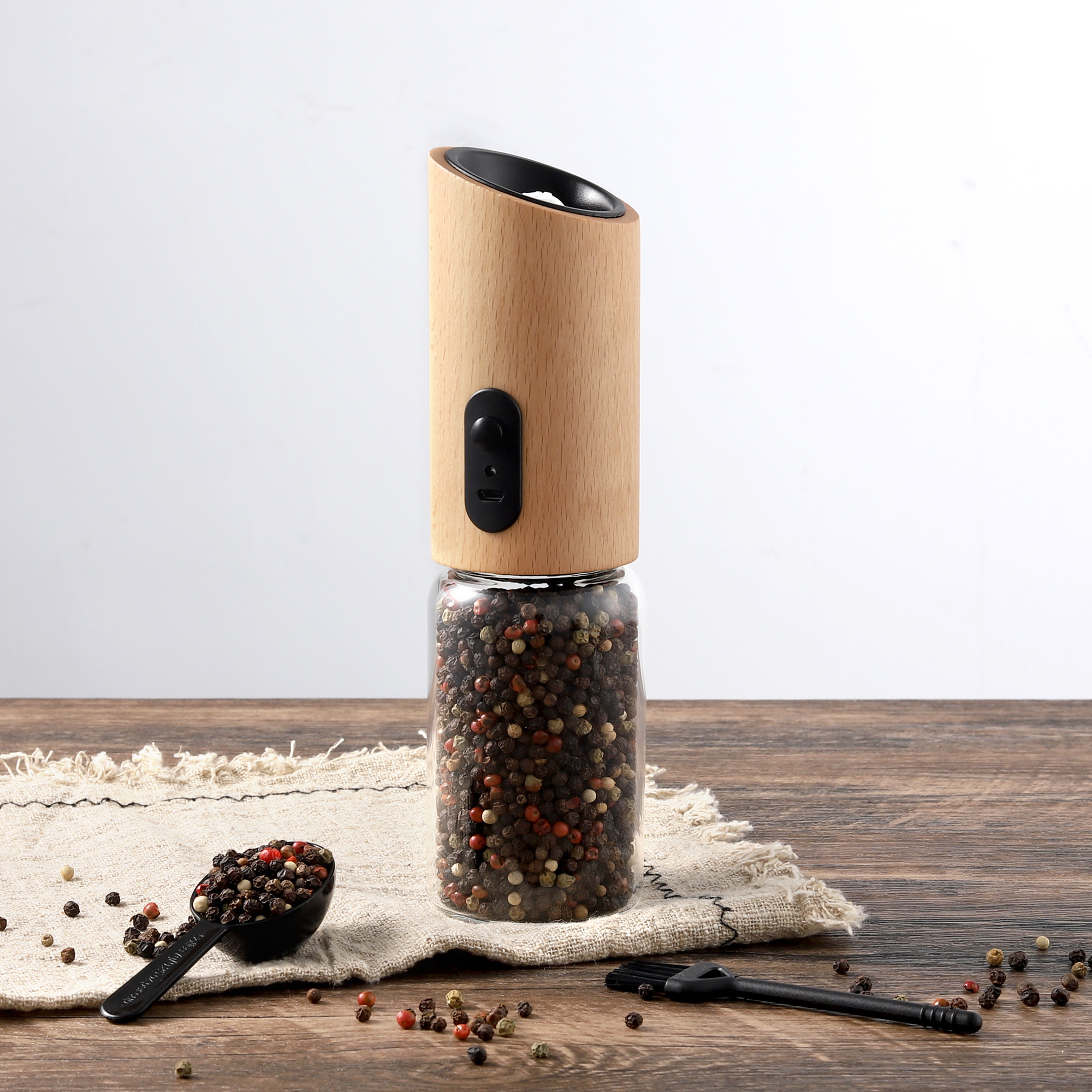 Rohs CE USB Rechargeable Wood Spice&Herb Mill Tools Gravity Electric Salt and Pepper Grinder