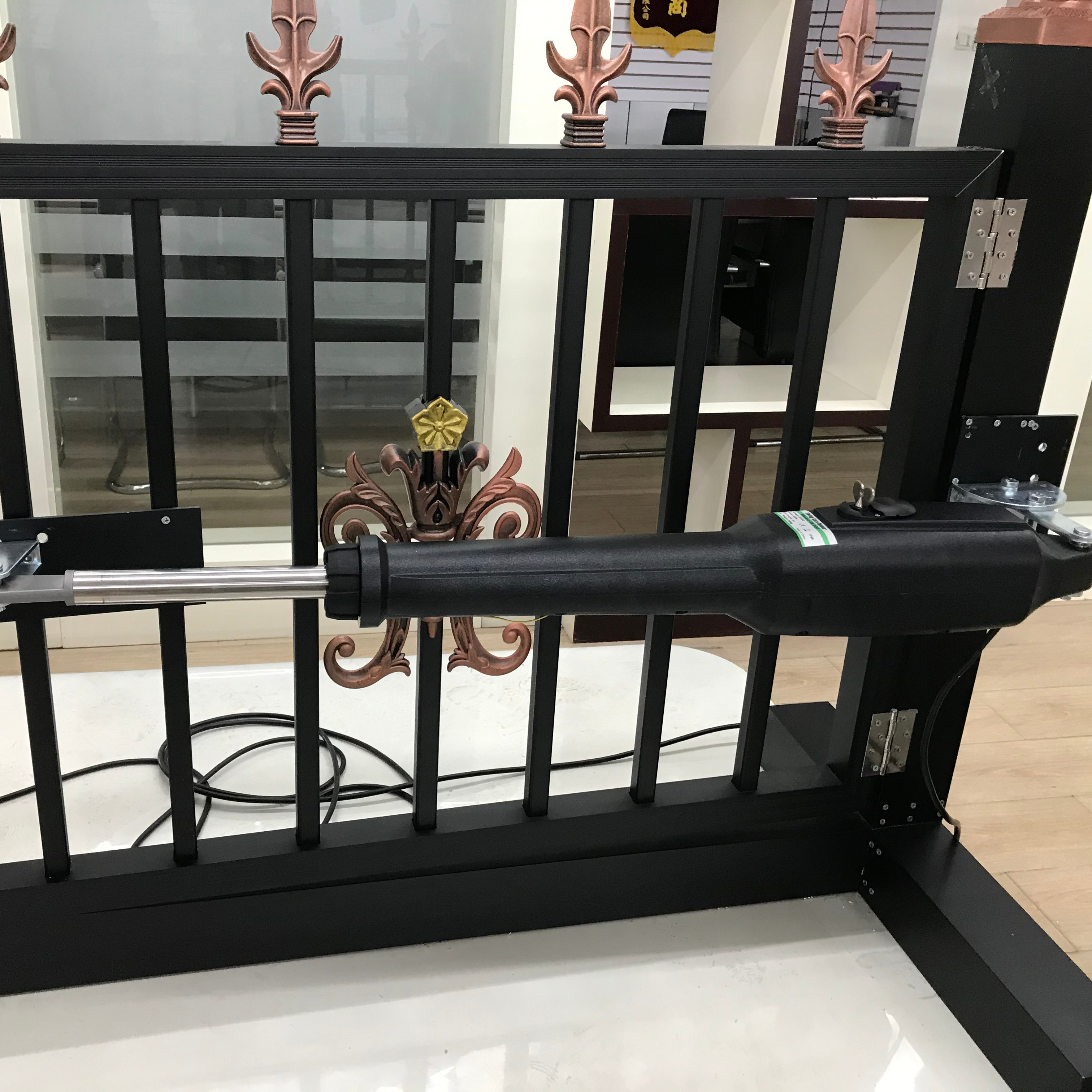 MN1102 Automatic Swing Gate Motor Electric Swing Gate Closer AC Powered Swing Gate Operator Linear Actuator All Metal Shaped