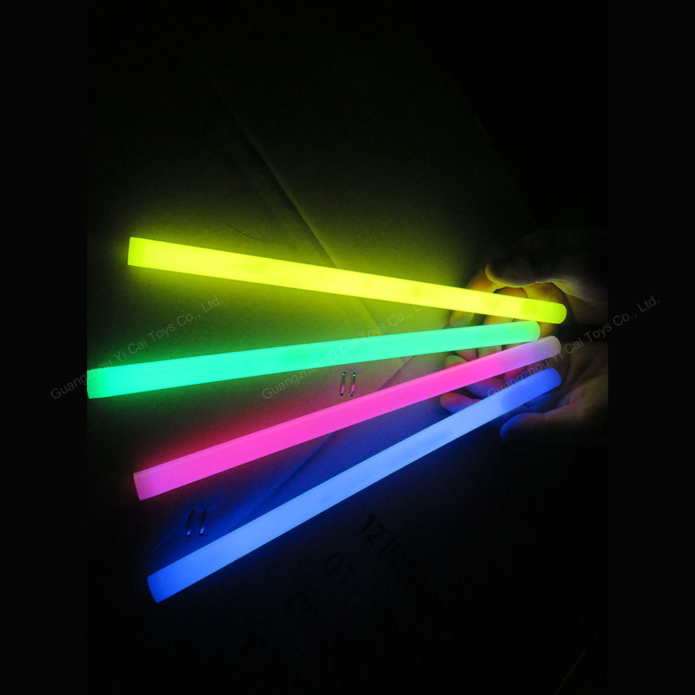 Pafu Glowsticks for Parties and Kids Chem Light Sticks with 12 Hour Duration Ultra Bright 12 Inch Large Glow Sticks