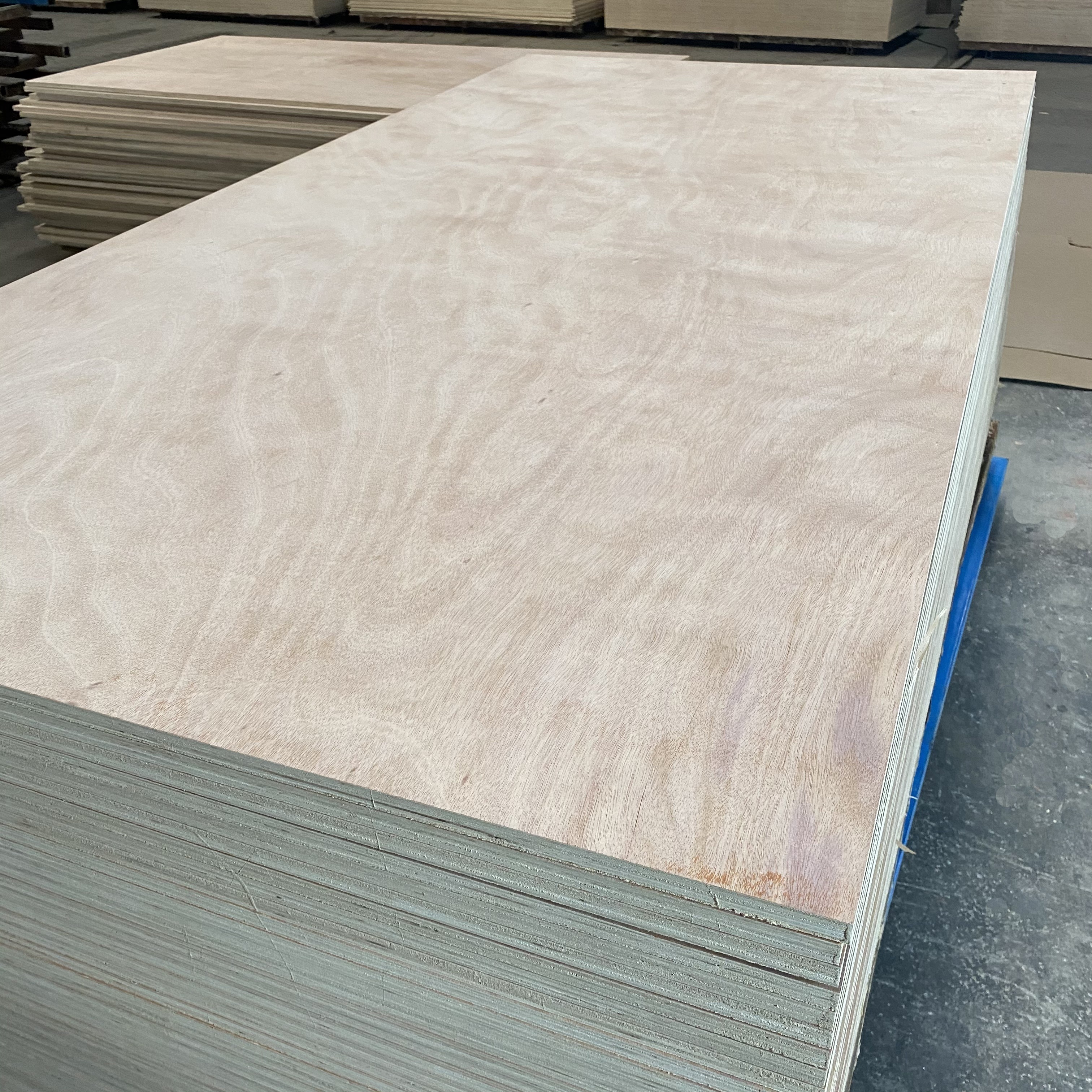 Linyi okume bingtangore meranti poplar plywood WBP marine grade plywood in China