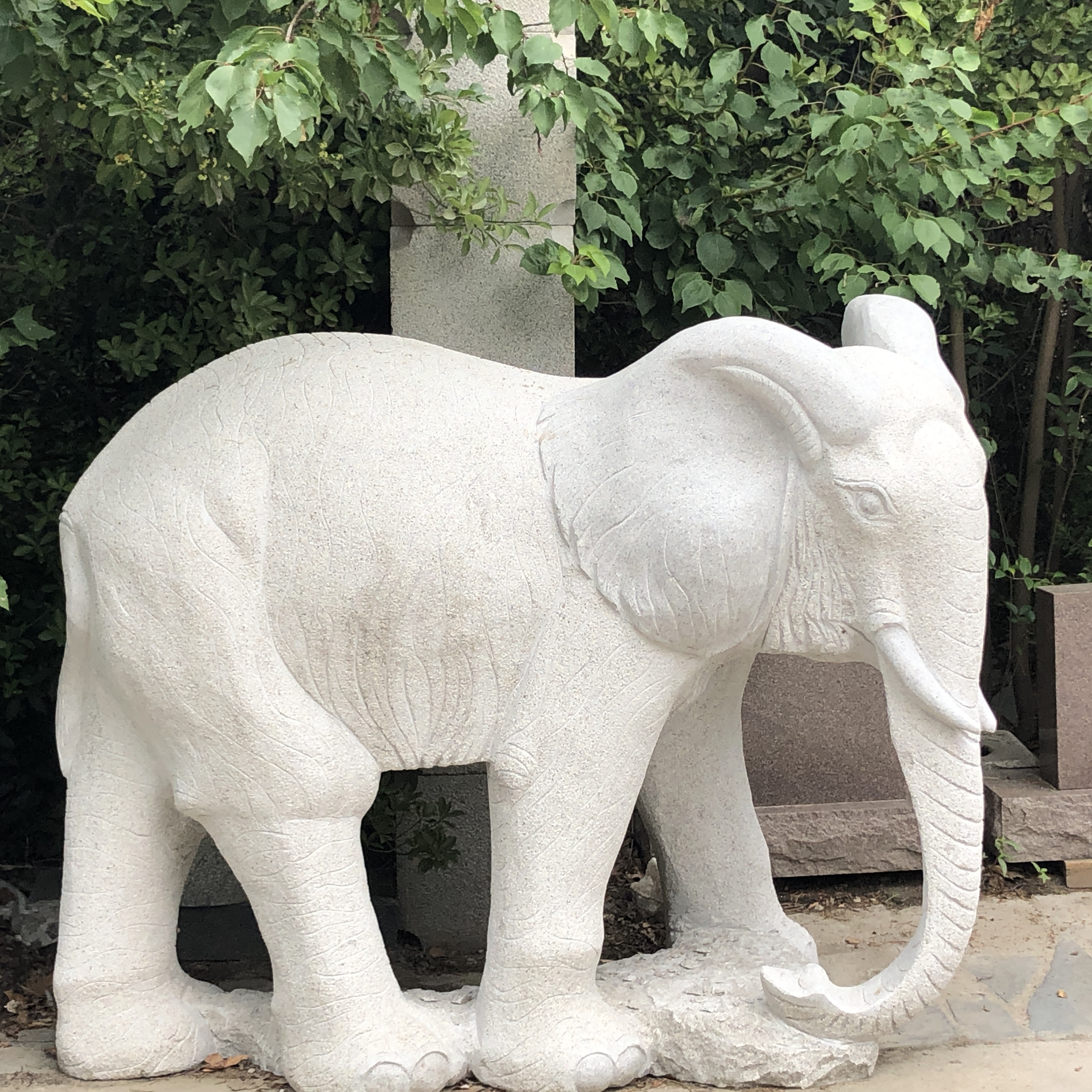 Custom New Product Standing Walking Elephant Figurine Marble Animal Statue