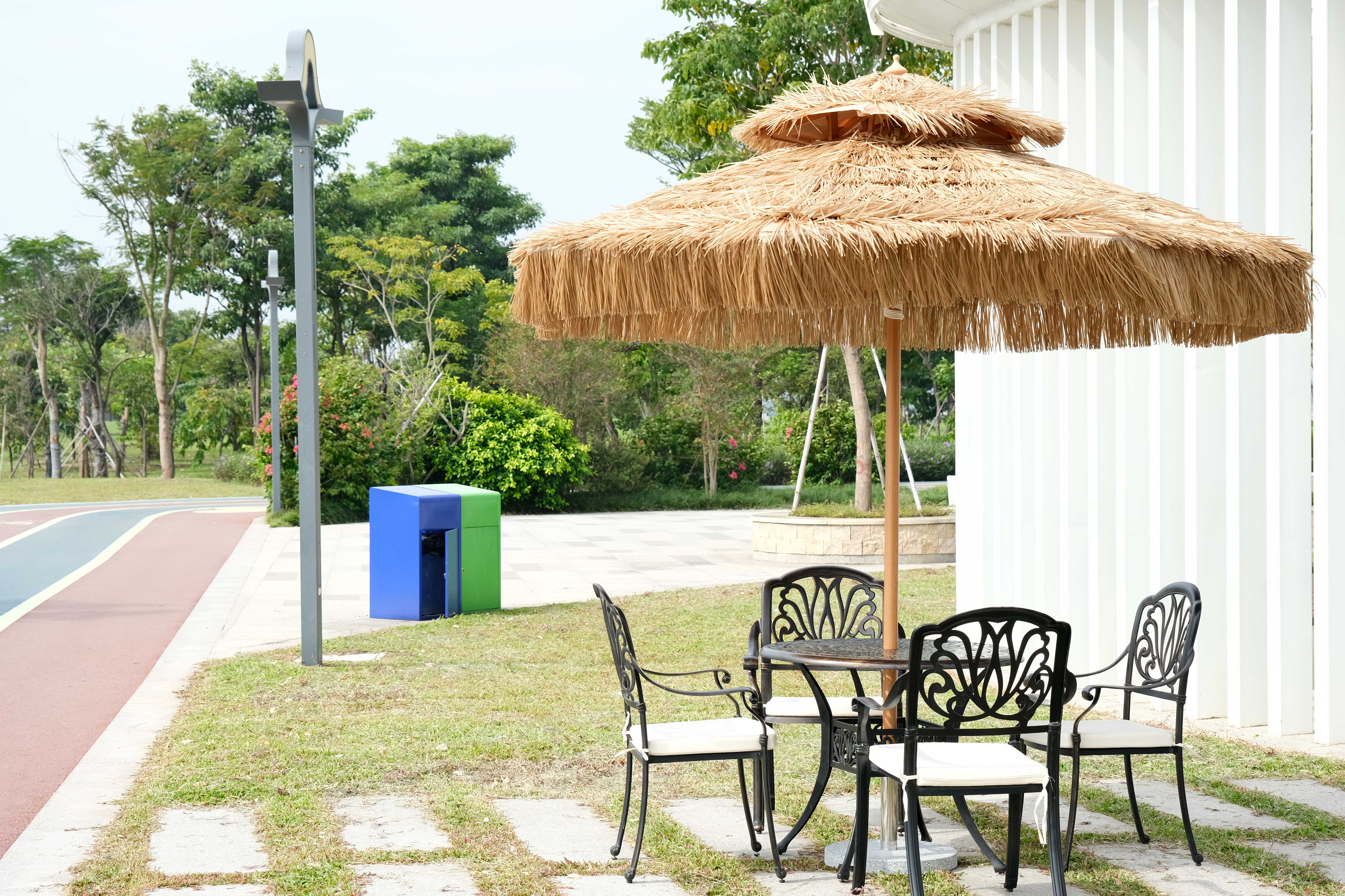 thatch beach umbrella straw grass furniture parasol grass beach seagrass synthetic tiki thatch roof patio bar umbrella 2023