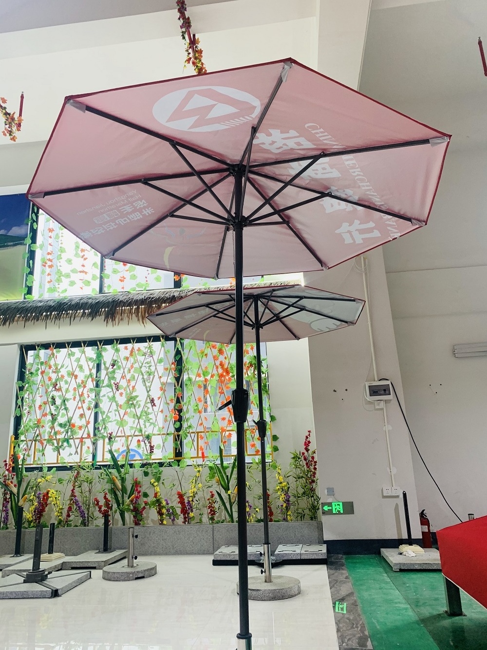 chinese products-pagoda patio umbrella portable with logo offset umbrella wind proof luxury beach outdoor sun furniture pagoda