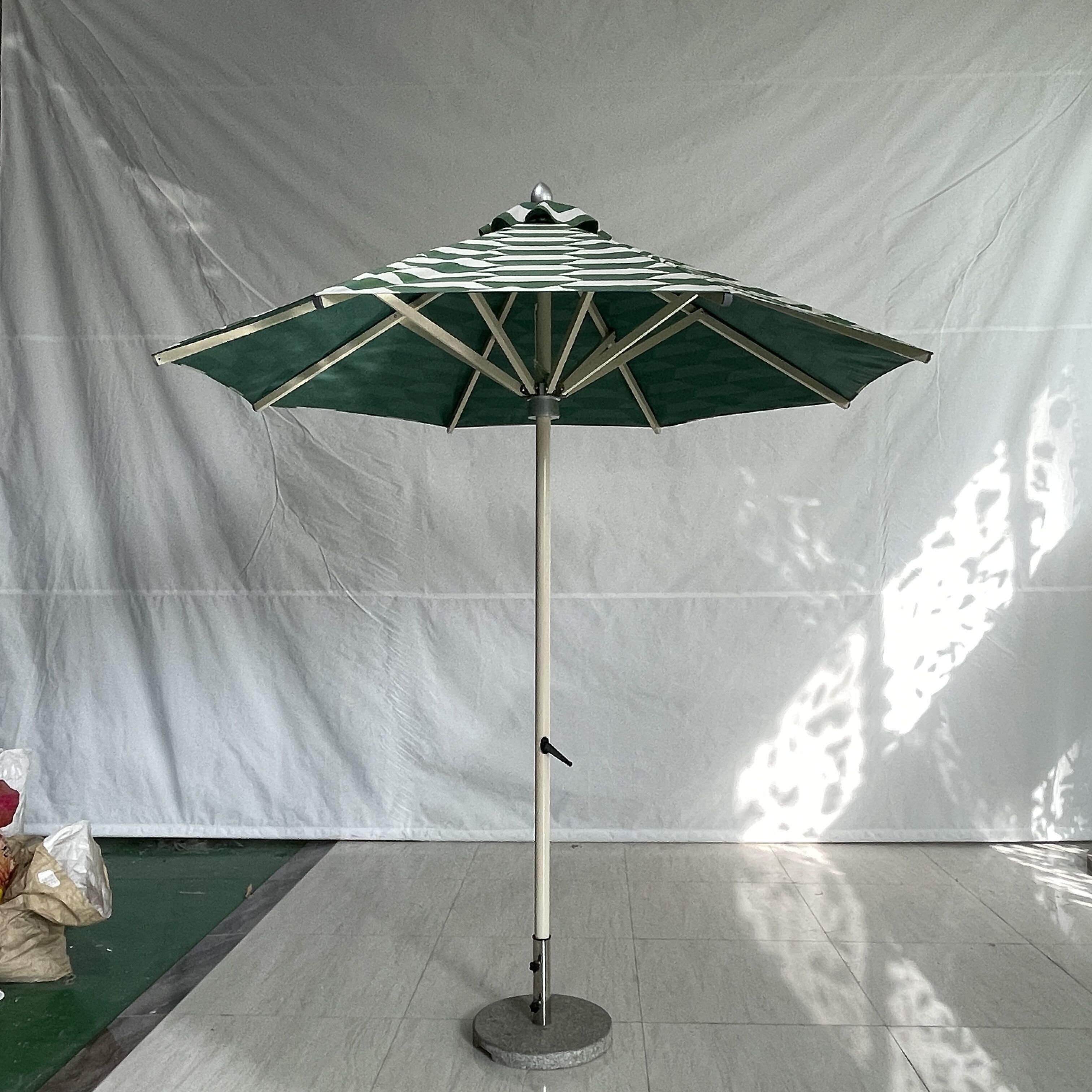 commercial patio set with cetre pole umbrella out door beach umbrella parasol frame  print umbrella cover for garden