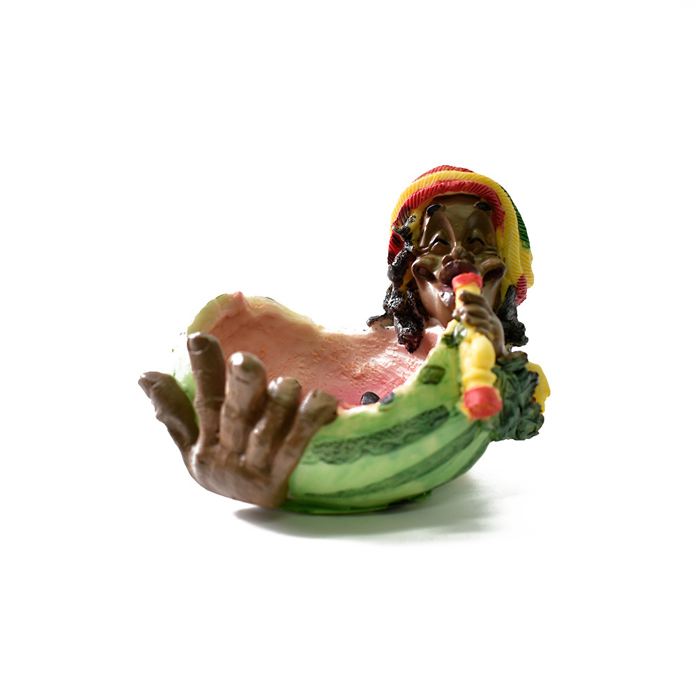 Wholesale portable pocket new design rasta bob marley Jamaican resin ashtray