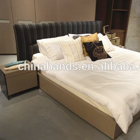 Factory Delivery High Quality Texture Fabric Upholstered Design Headboard Wooden Bed Frame