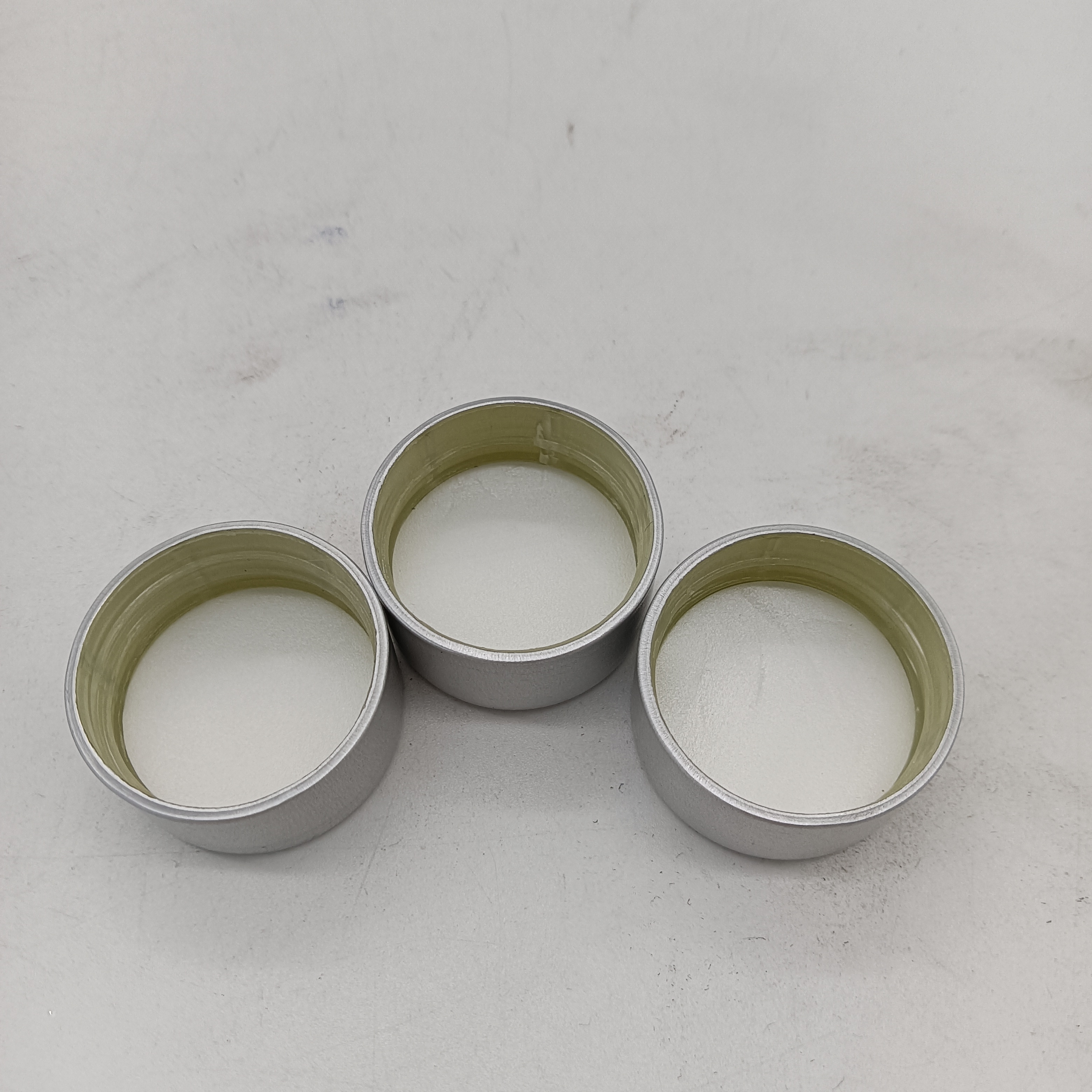 28mm*18mm classical aluminum cap sealing bottle and pilfer proof bottle caps for glass bottle