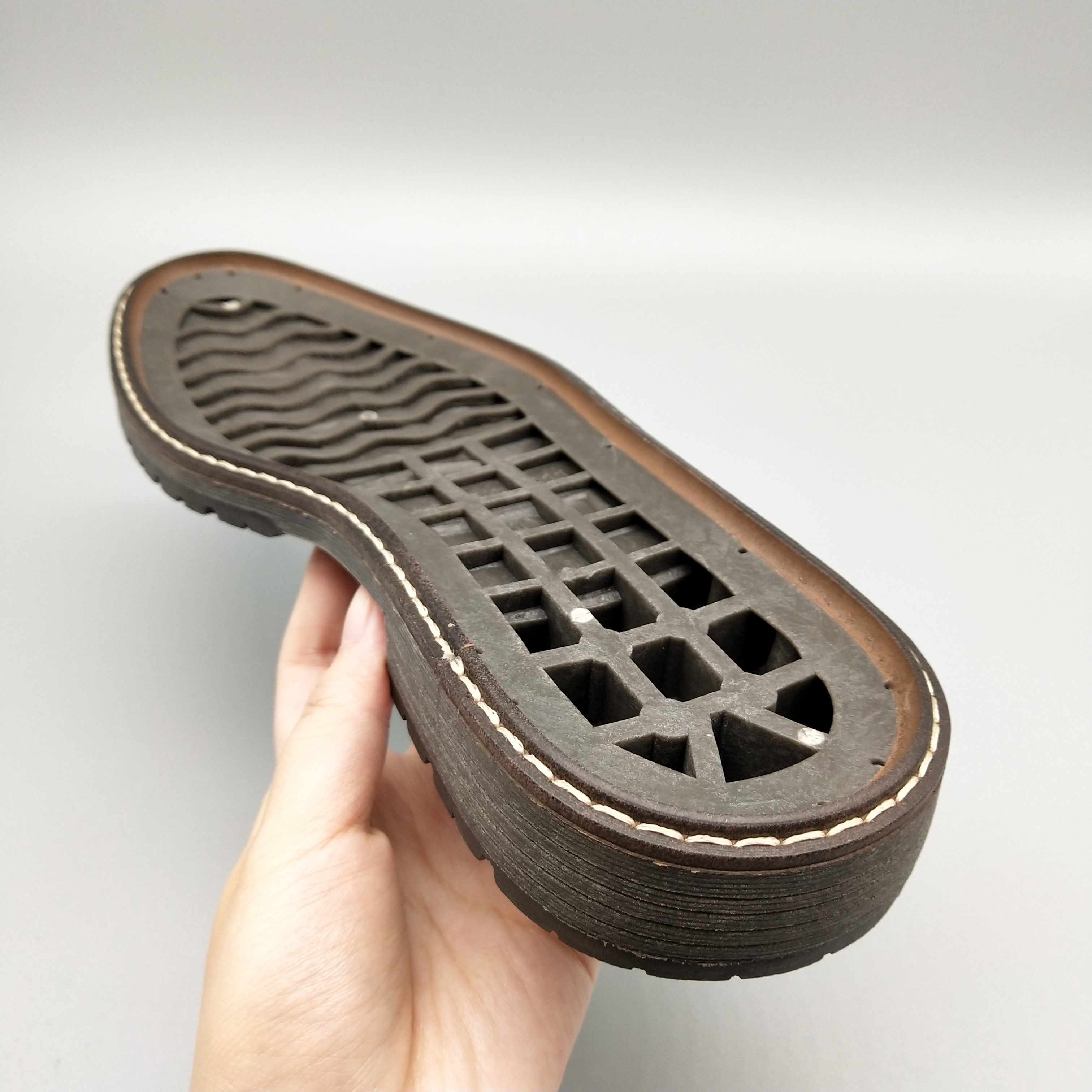 Sole Expert Huadong SS21 Latest Welted TPR New Designed Outsole For Dressing Shoes Making Custom Semelle Suela Soles