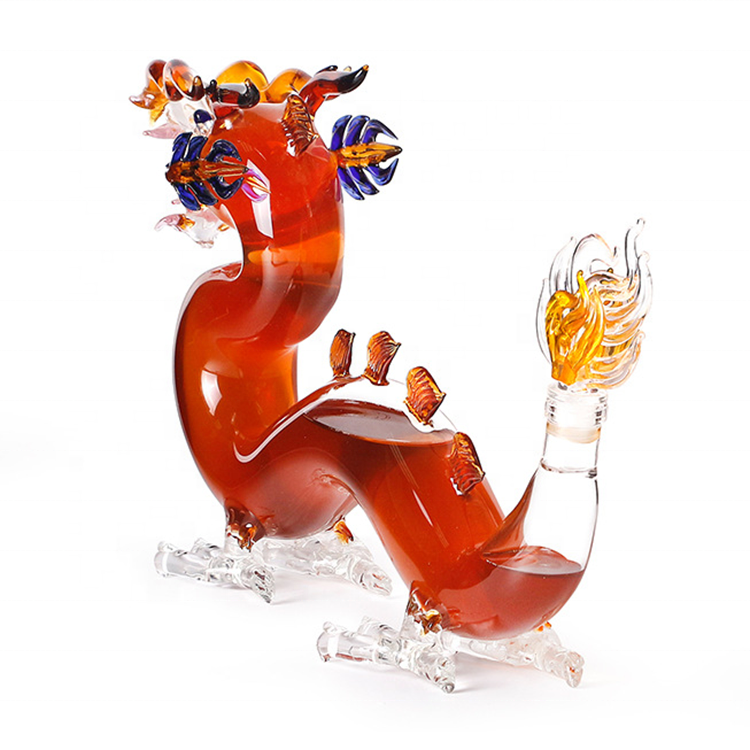 Hot!!! Luxurious Animal Shaped Dragon Shaped Clear Glass  Liquor Wine Bottles Whiskey Decanter Custom Logo OEM