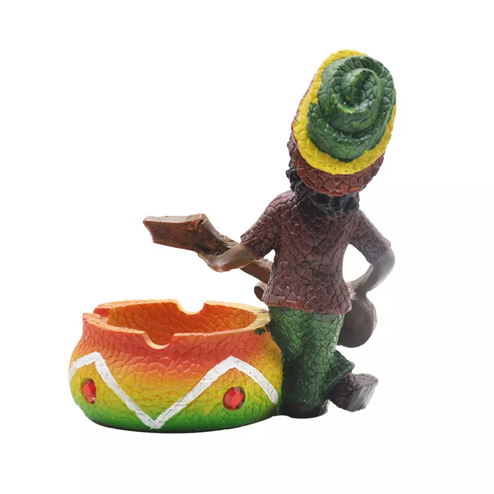 Wholesale smoking accessories novelty designer unique vintage cartoon bob marley jamaican ashtray resin ashtray