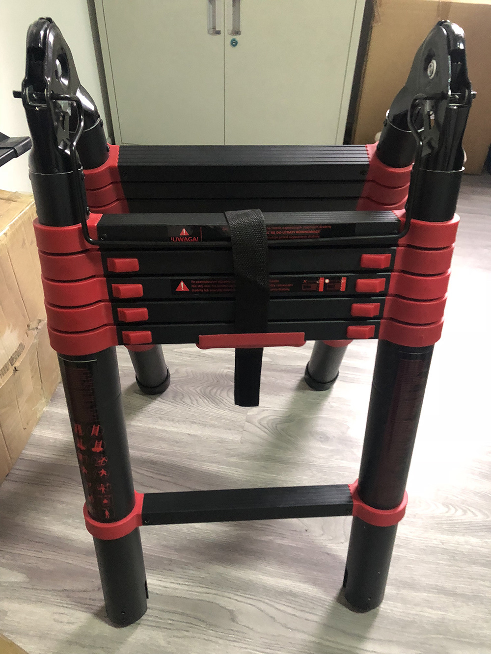 red color high 6063 aluminium material telescopic extension ladder