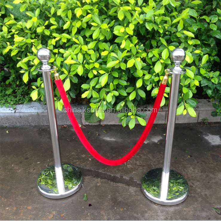 Steel Ball Post Pipe Railing Stand Red Carpet Crowd Control Rope Barrier Poles For Hotel