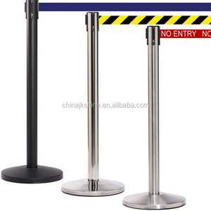 High Quality Metal Queue Manager Barricade Stand Retractable Barrier Manual Crowd Control Barrier for BANK/CONCERT/FOOTBALL GAME