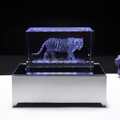 JY Personalized 3D Laser Engraving Tiger Crystal Photo Cube with LED light base