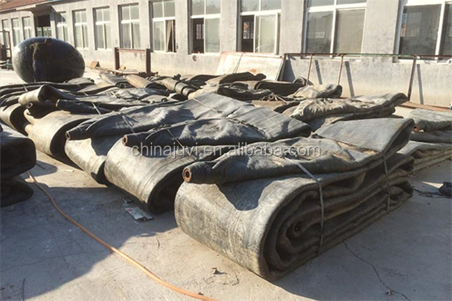 marine ship houseboat veseel pontoon launching pulling moving salvage inflatable salvage tubes rubber airbag for sale