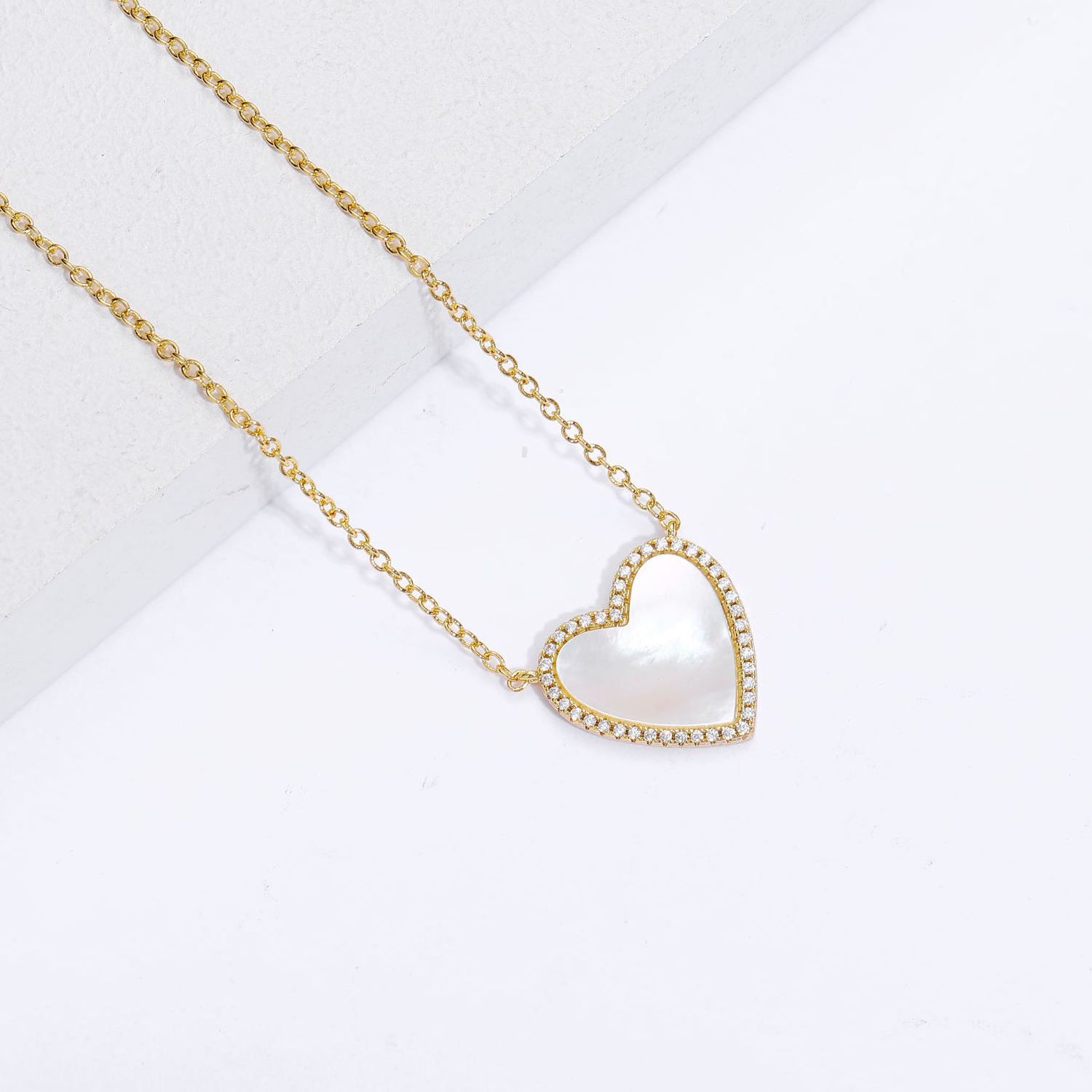 Cheap Price Custom Necklace 12k Yellow Gold Heart Shell Necklace For Party