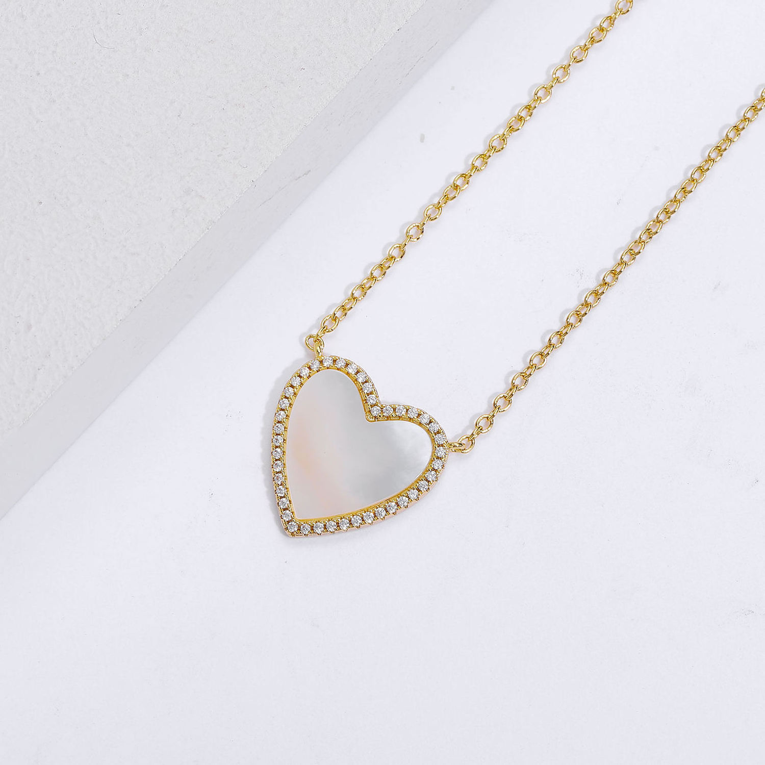 Cheap Price Custom Necklace 12k Yellow Gold Heart Shell Necklace For Party