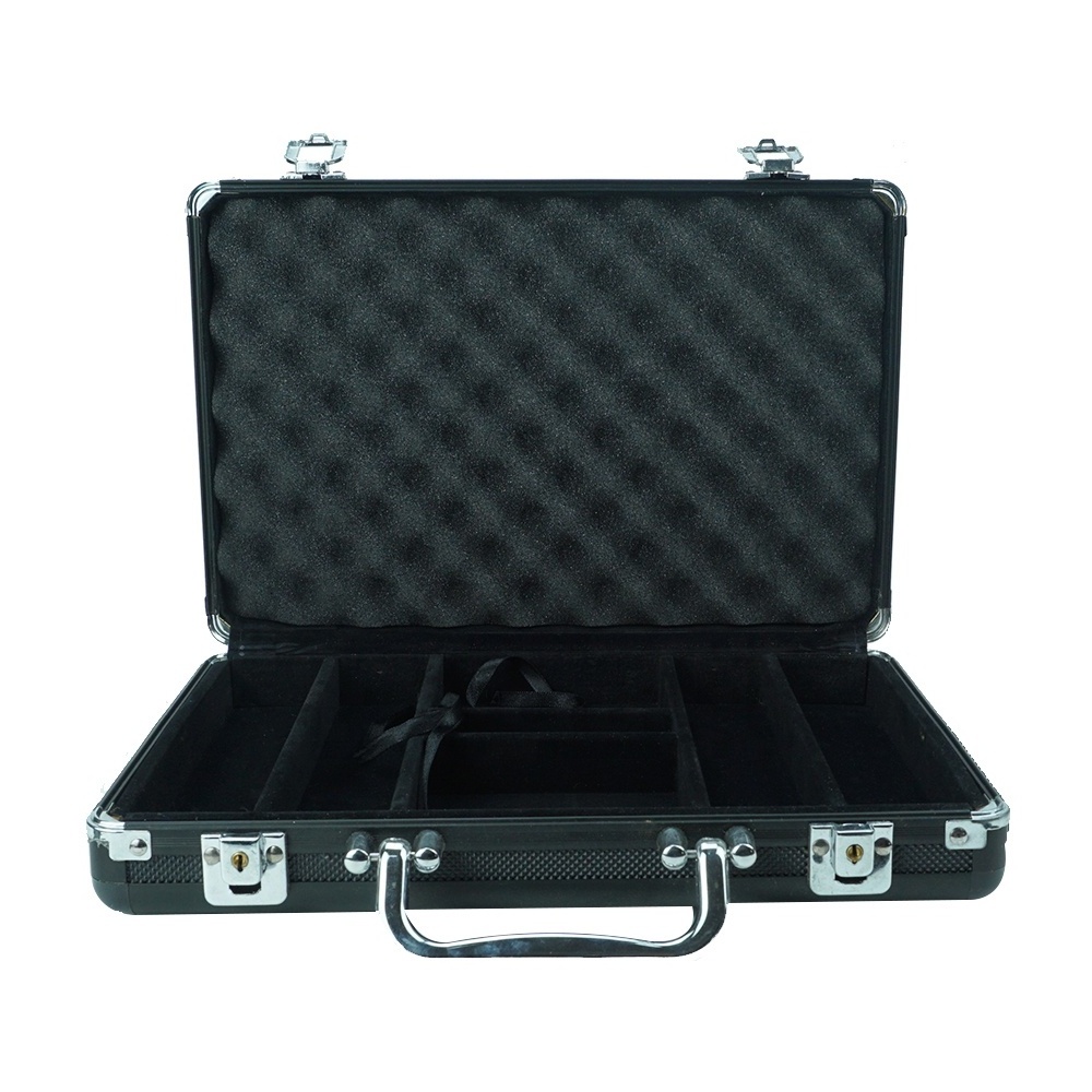 High quality black aluminum empty box can carry 200 40mm or 43 mm chips 2 poker and dice casino case for storage poker chips