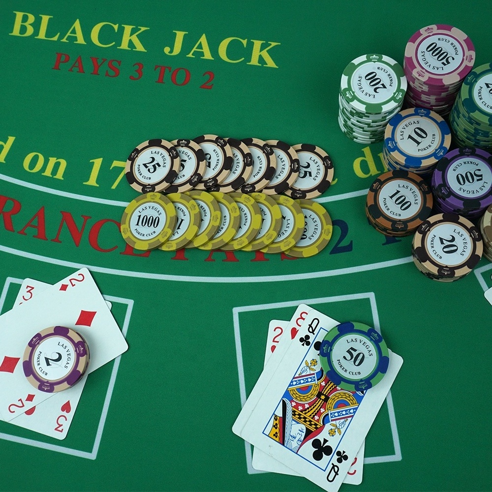 High quality 2 tone poker chips clay 14g 40mm las vegas 3 crowns chips white number stickers 25 or 50pcs per roll for casino