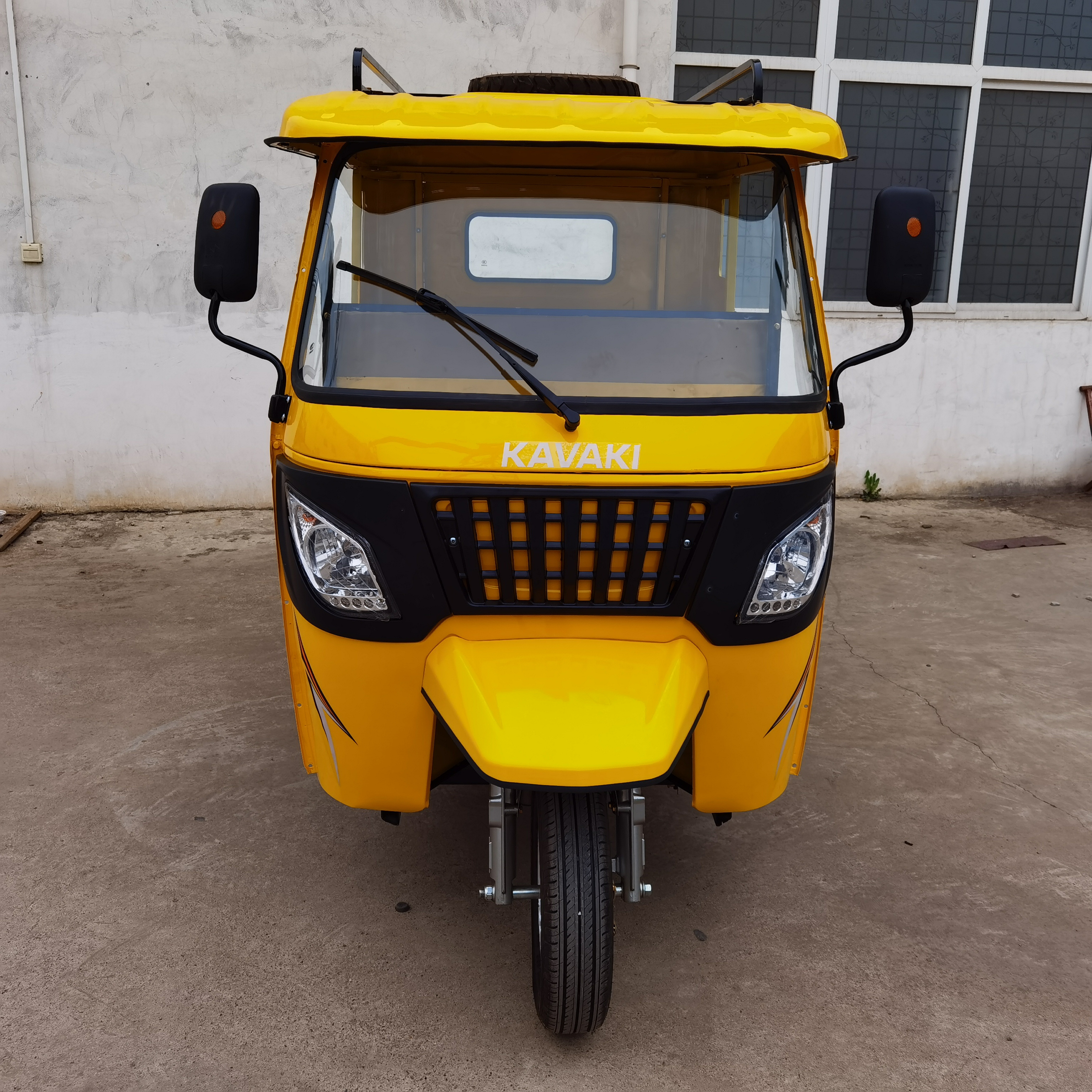 Kavaki 200cc Passenger Motorized Tricycle  Cabin Moto Taxi Gasoline Tricycle Tuk Tuk Adult Passenger Tricycle With Seat