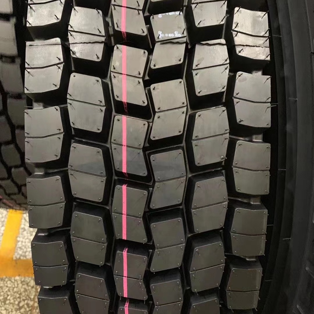 Jinyu triangle blacklion Joseben bus truck lorry radial tires 11 R22.5 11 R24.5 drive tire for wholesale