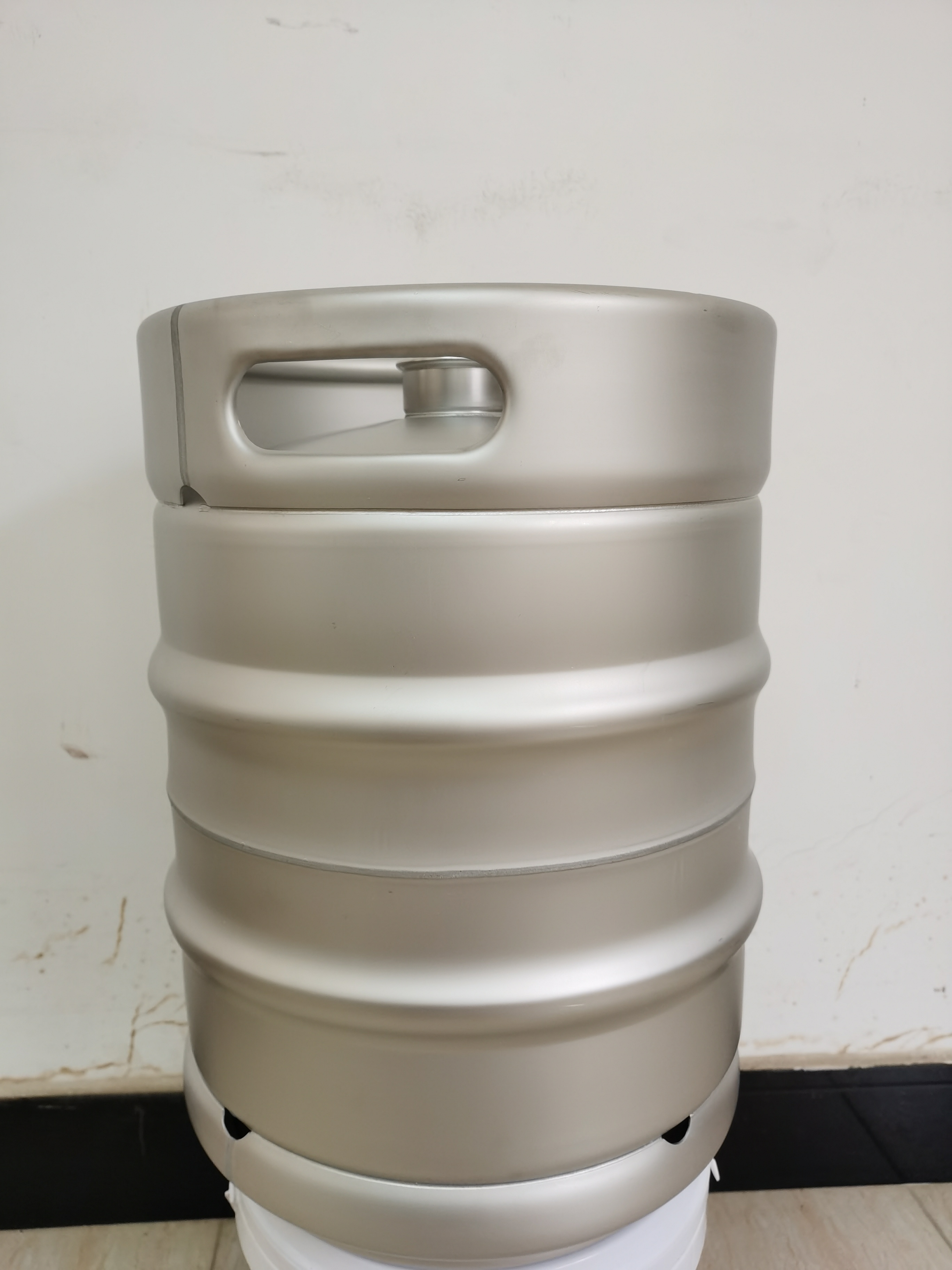 new beer barrel stainless steel barril de chope brewing draft stackable Euro stand 50 liter a beers in the keg