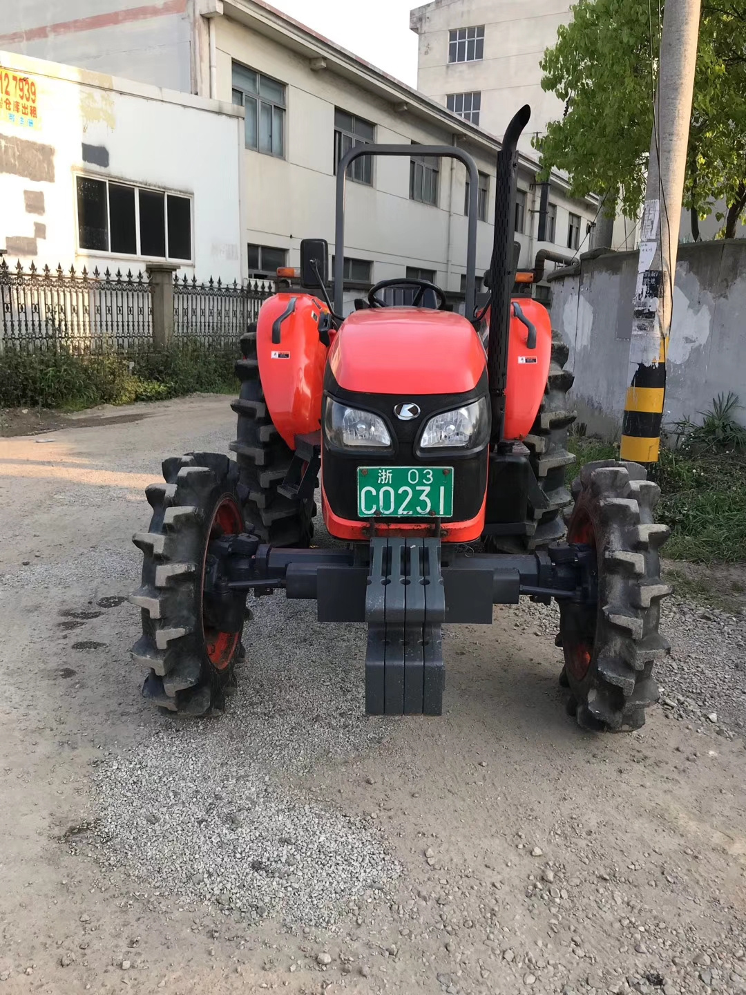 JAPAN Used Tractor KUBOTA M704