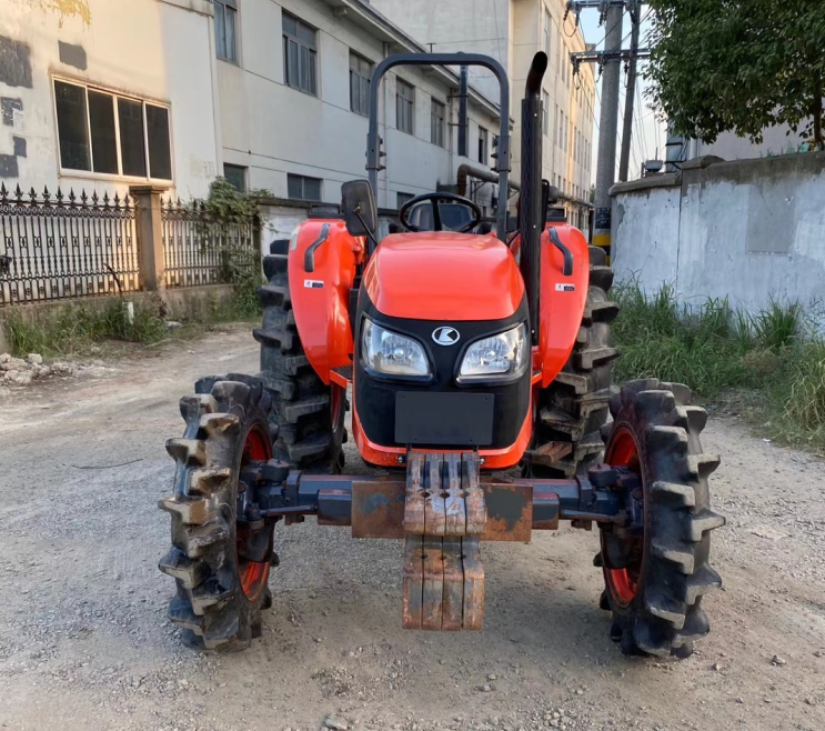 USED KUBOTA TRACTOR M704 MADE IN JAPNA