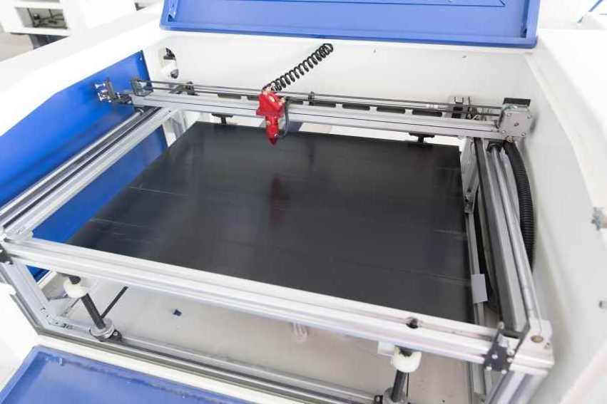 Price G.weike CNC CO2 40w 50w 60w Desktop portable rubber acrylic wood mini laser engraver engraving cutting machine storm600