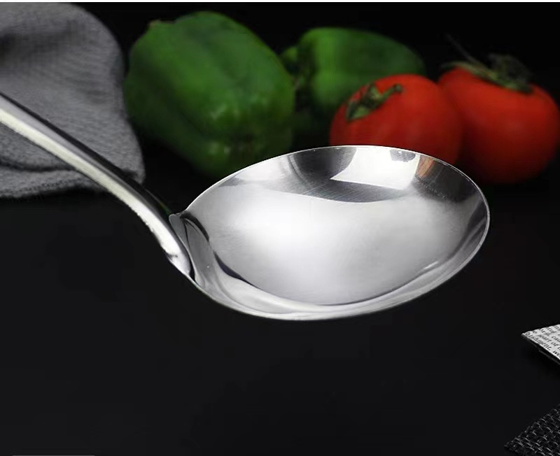 2023 Hot selling high-quality household restaurant stainless steel spatula kitchen utensils