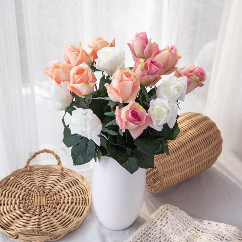 High Quality Real Touch Artificial Flower Moisturizing Rose White Faking Rose Bud Single Stem For Home Weeding Decoration