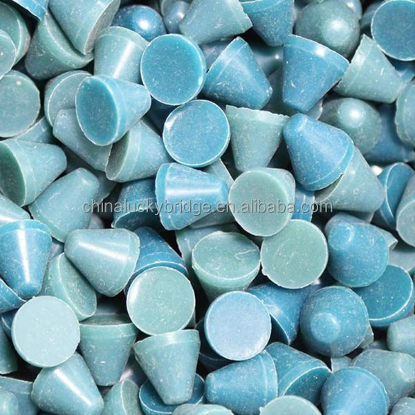 Italy Brazil Swiss Light Cutting Plastic Deburring Media/Plastic Cone Media/Vibratory Tumbling Media