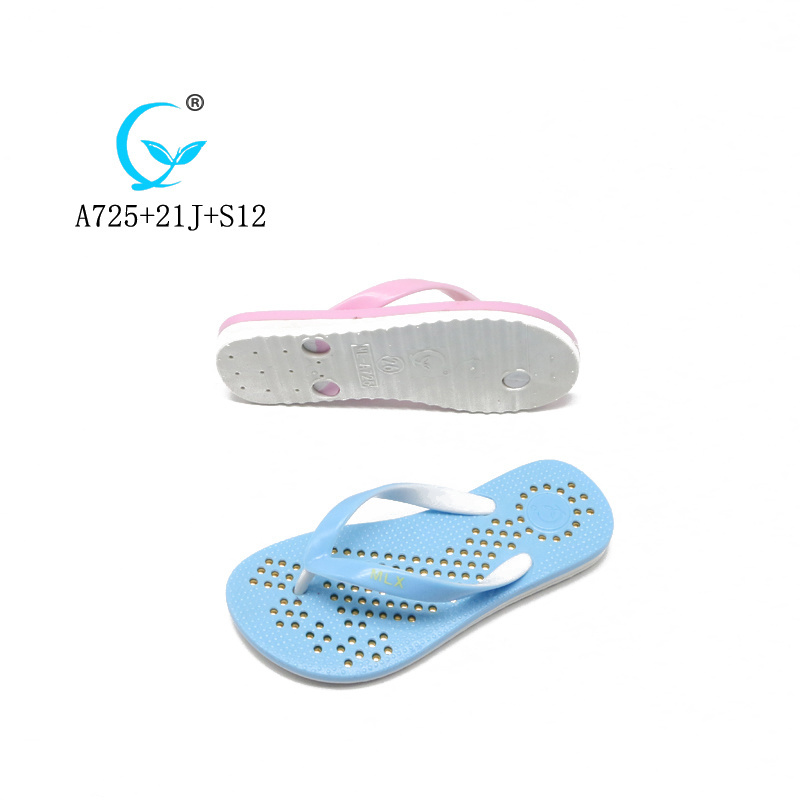 New arrIval custom rubber flipflops sleepers women ladies slipper with price