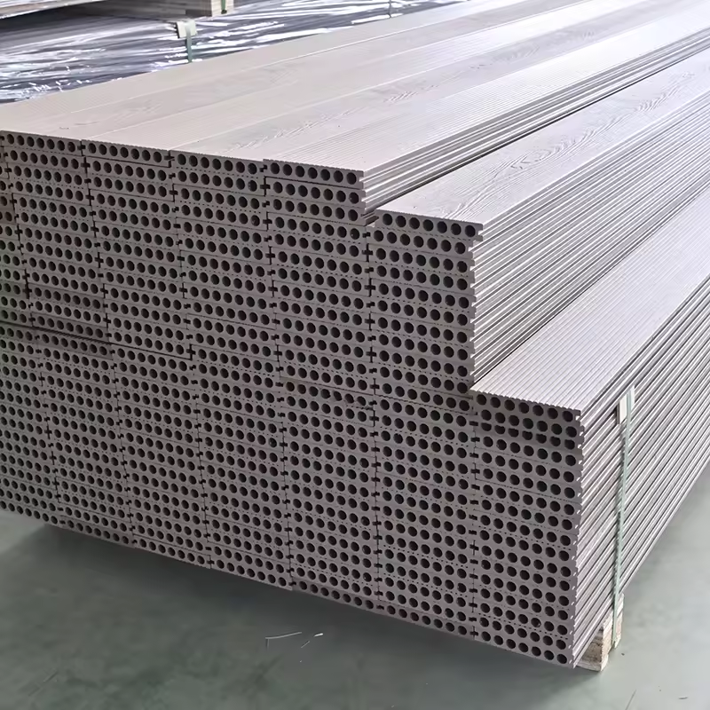 Cheap waterproof outdoor composite veneer decking supplier