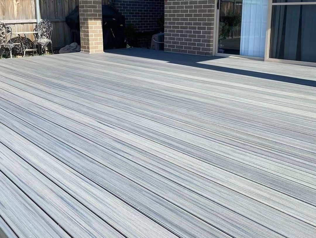 Customized white color wpc composite decking with best price