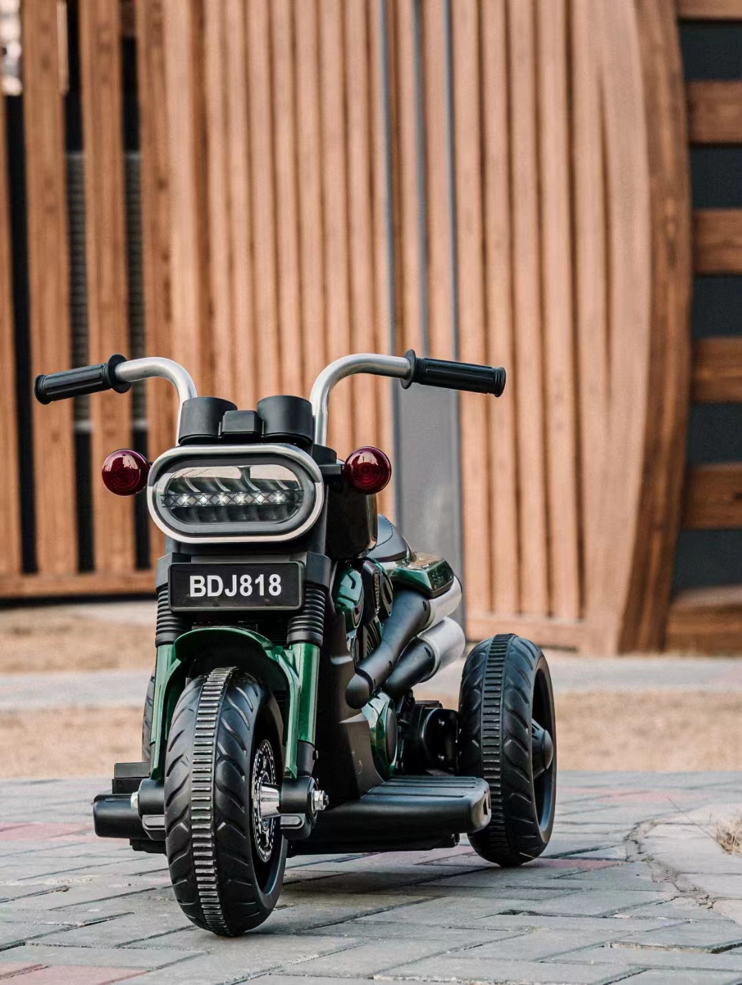 Kids 3 wheel ride on police children motorbike cool electric motorcycle