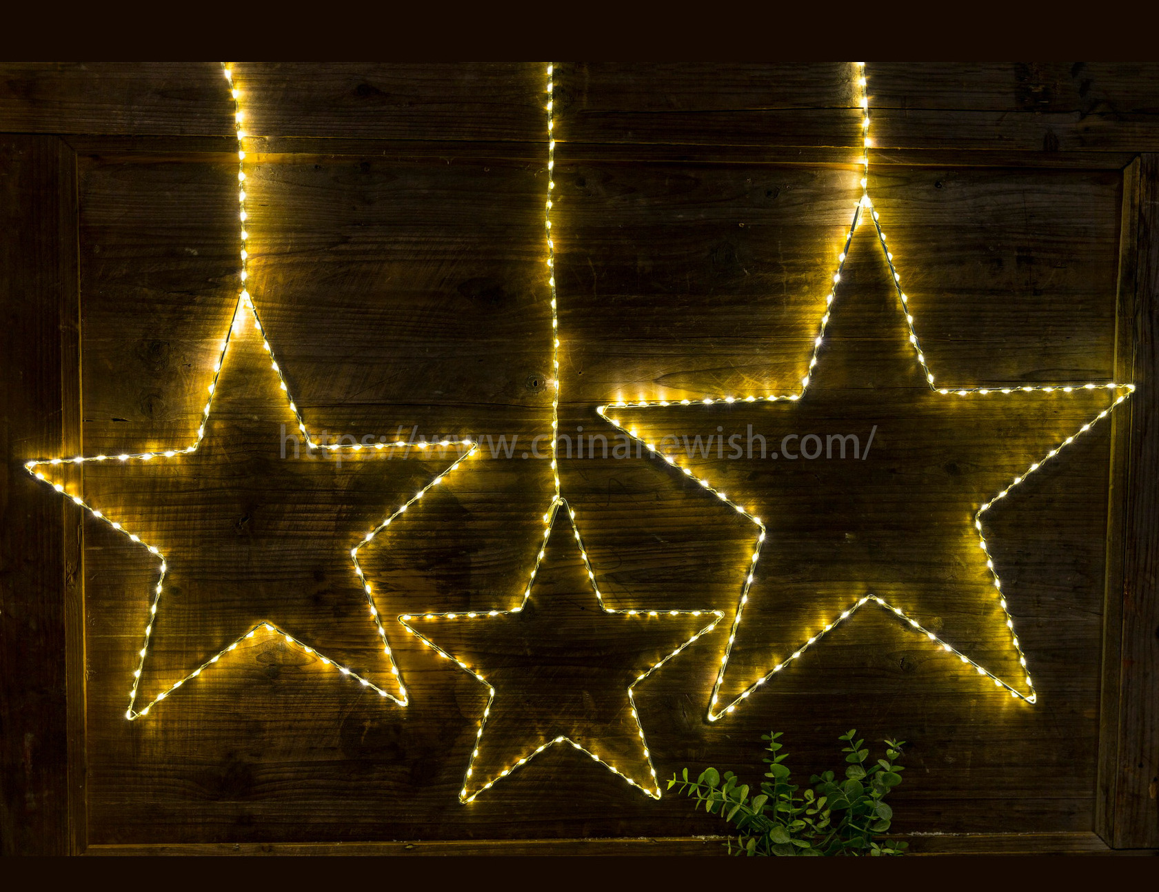 Newish battery operated with timer 3 size star shape led copper wire string star burst fairy lights