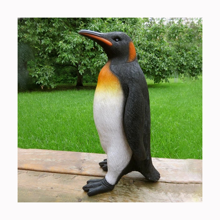 Hot sale garden decor hand carved life size fiberglass penguin statue for sale