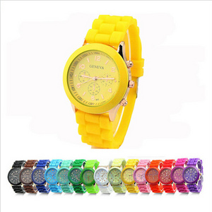 2022 Women Ladies Boys Girls Geneva Silicone Jelly Golden Quartz Wrist Watch New Arrival