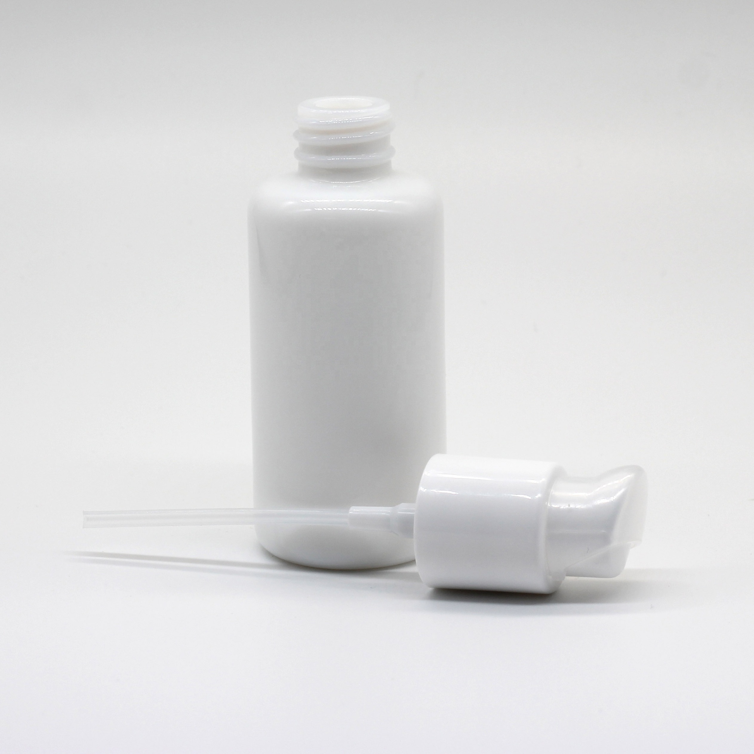 Recyclable  packaging 40ml opal glass bottle for serum and toner packaging