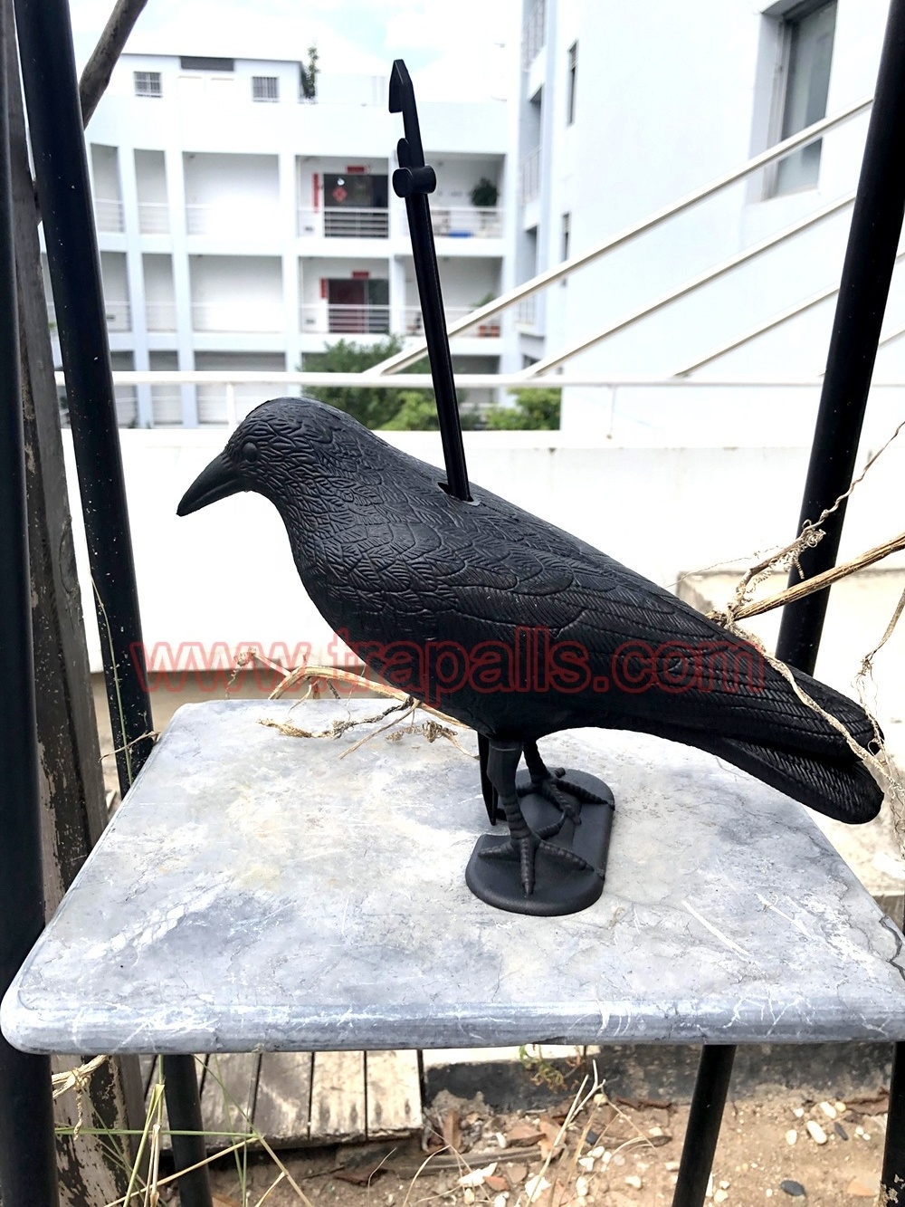 Garden Plastic Crow Shaped Pigeon Deterrent Keep Sparrow Away Bird Repeller