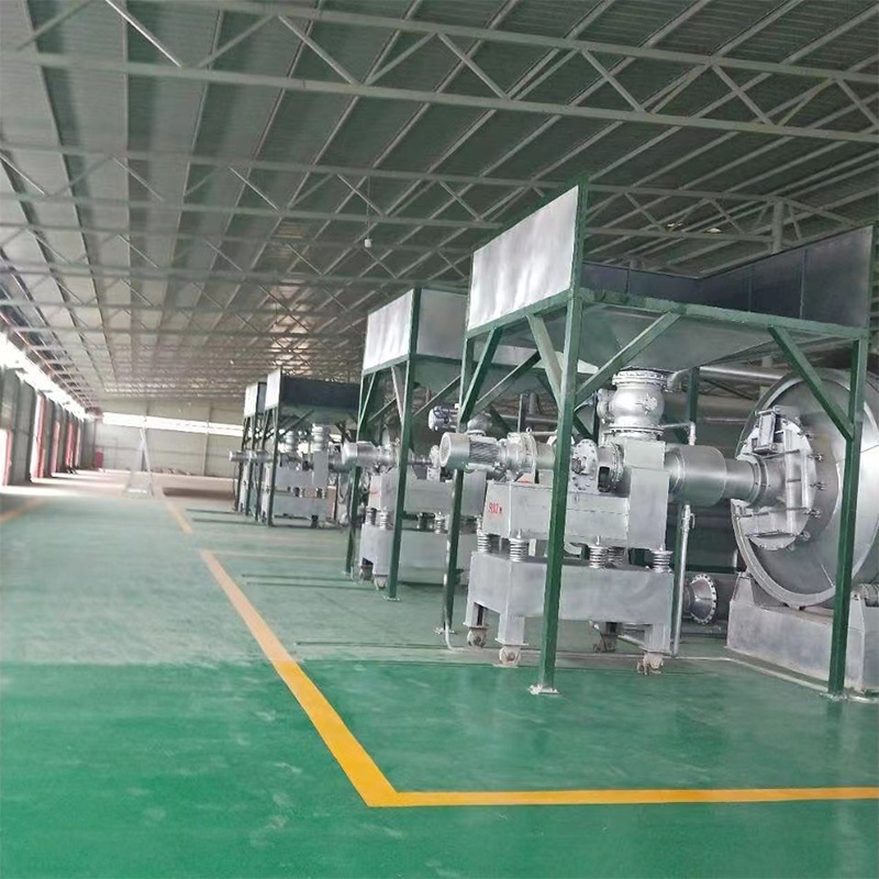 Continuous Tyre Pyrolysis Plant With Tyre Retreading Machine /Plastic Pyrolysis Plant